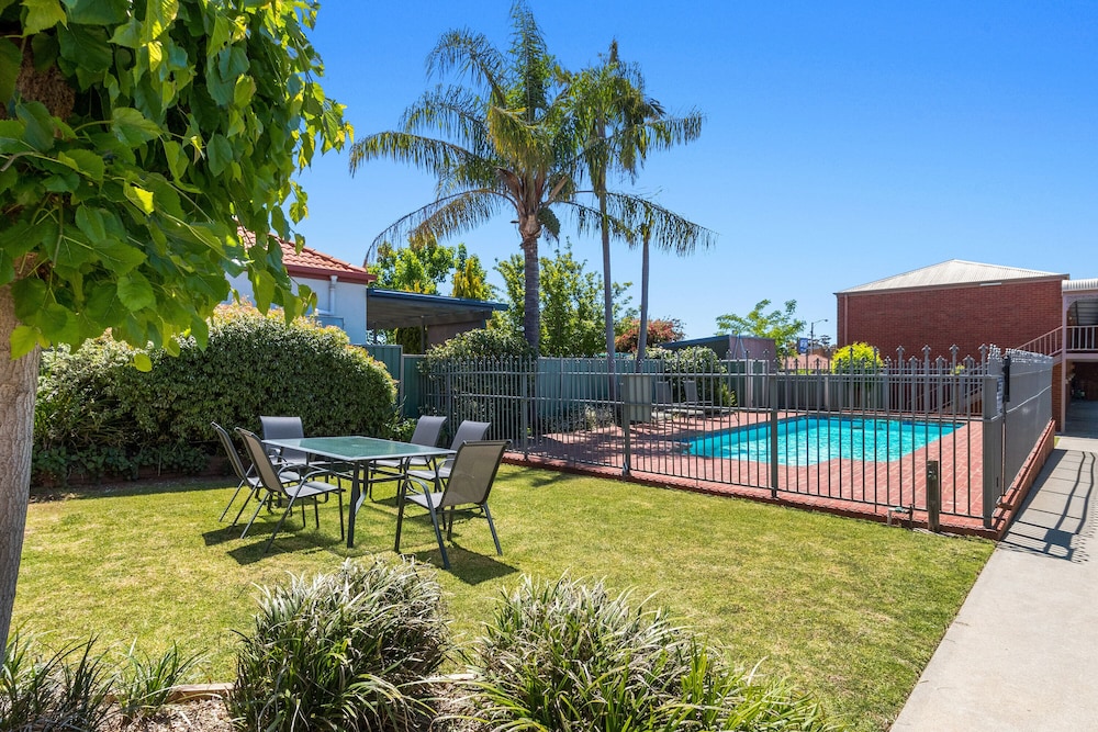swan hill