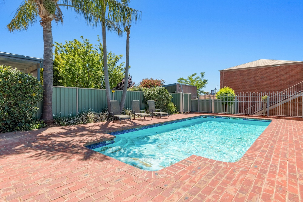 swan hill