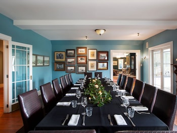 the martinborough hotel