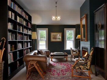 the martinborough hotel