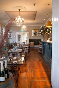 the martinborough hotel