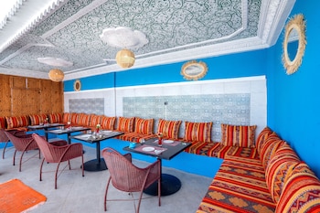 riad and spa anahita