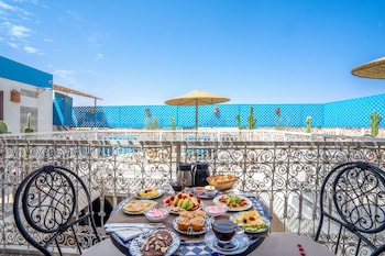 riad and spa anahita