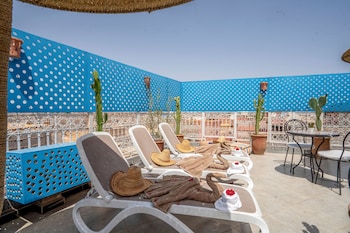 riad and spa anahita