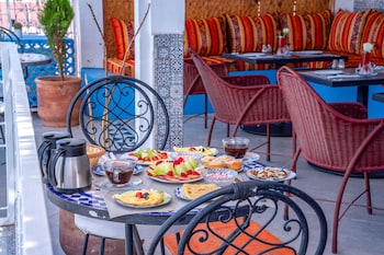 riad and spa anahita