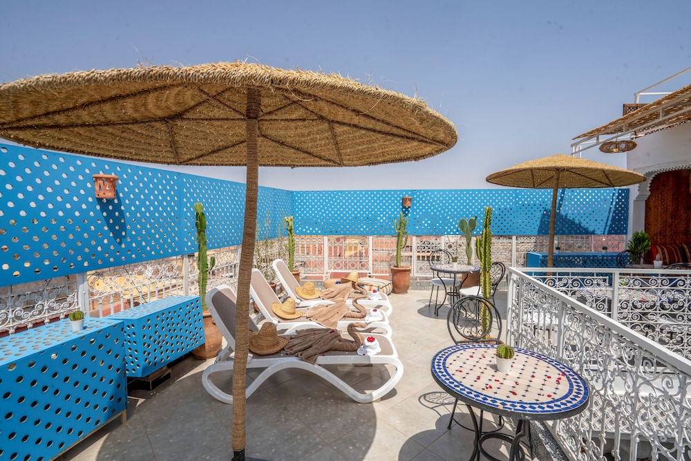 riad and spa anahita