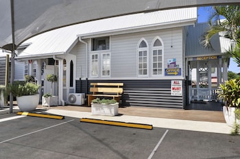 caboolture central motor inn surestay collection by bw