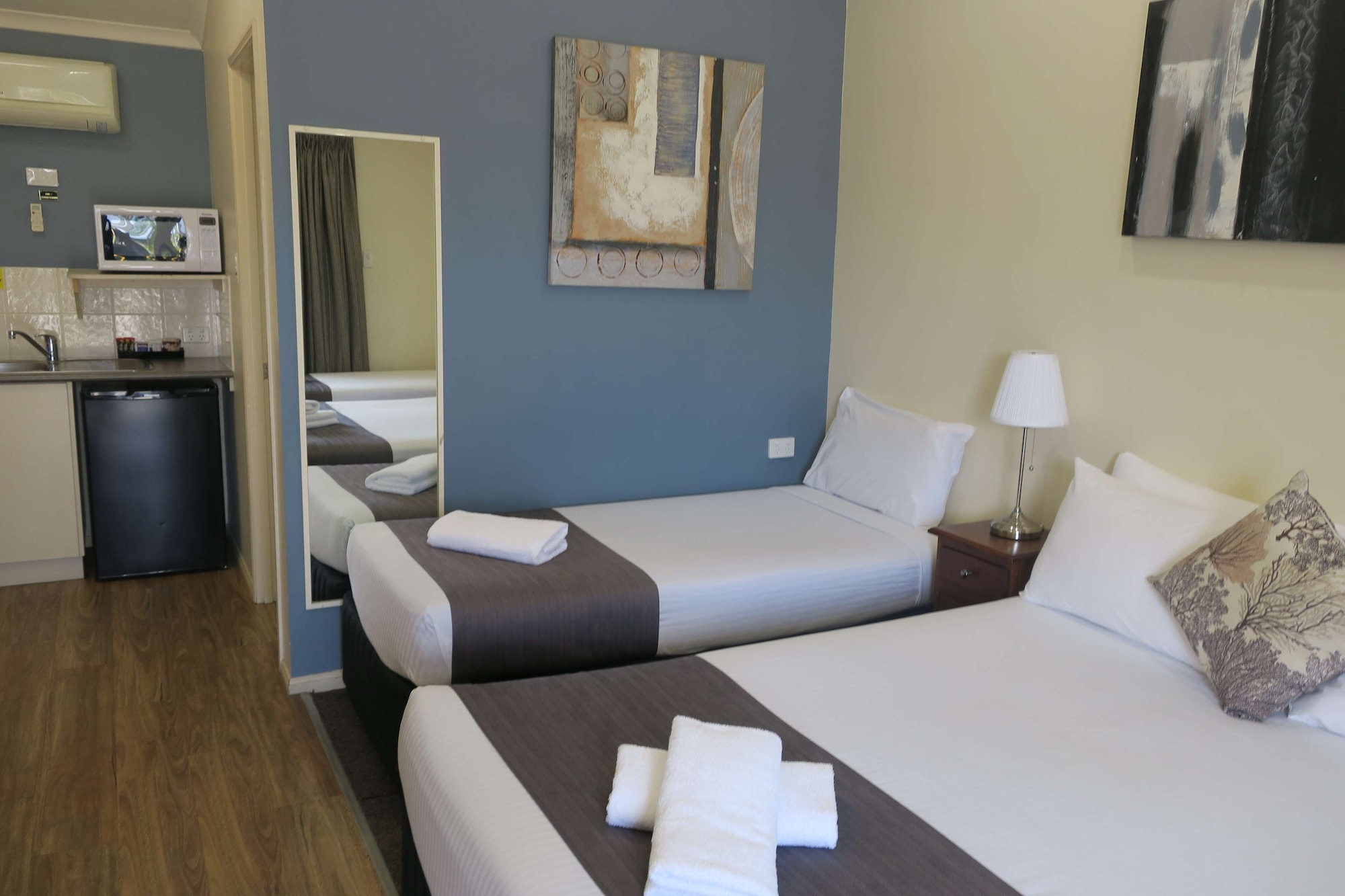 caboolture central motor inn surestay collection by bw