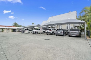 caboolture central motor inn surestay collection by bw