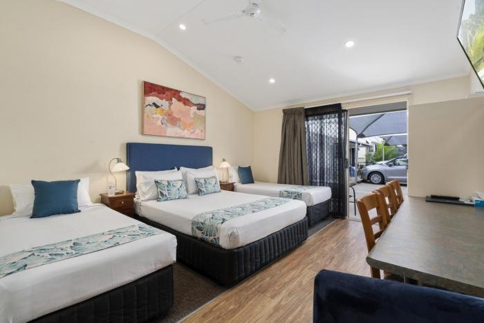 caboolture central motor inn surestay collection by bw