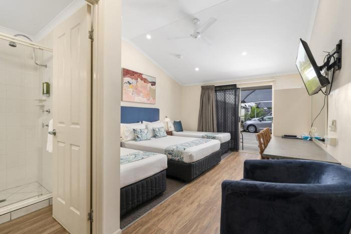 caboolture central motor inn surestay collection by bw