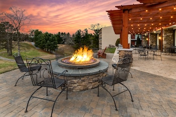 Crowne Plaza Resort Asheville By Ihg,Buncombe County>>Asheville,4 star