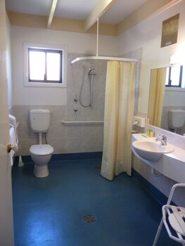 Sundown Villas,Forrest>>Canberra,3 star
