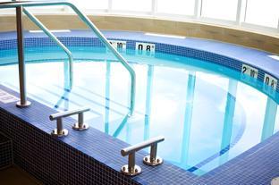 holiday inn express fargo sw i 94 45th st