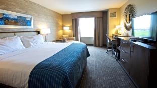 holiday inn express fargo sw i 94 45th st