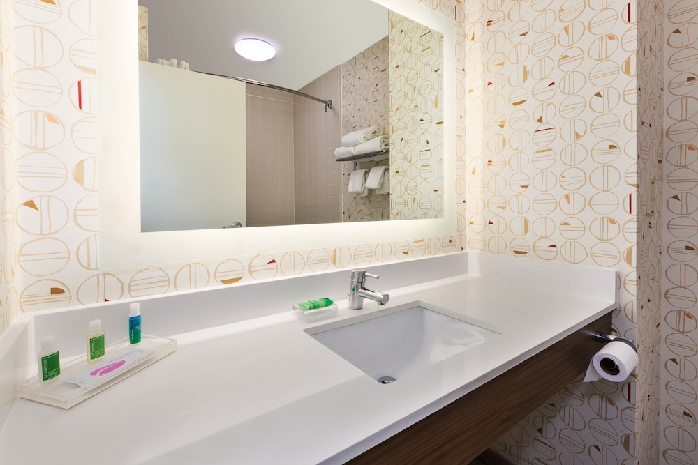 holiday inn grand rapids south by ihg