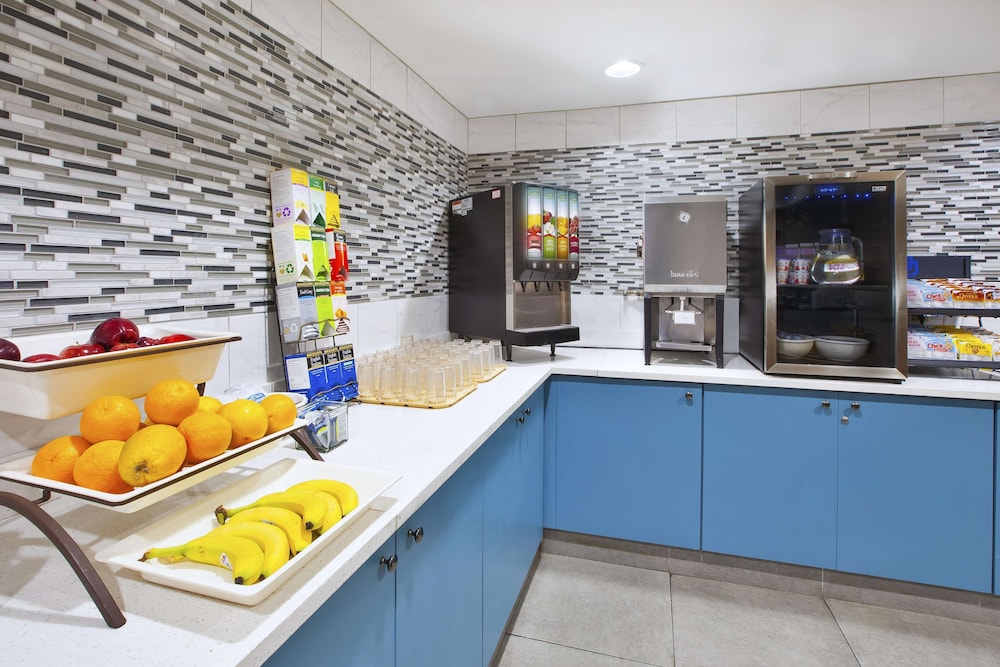 country inn and suites by radisson big rapids mi