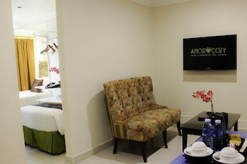 amos cozy hotel and convention hall