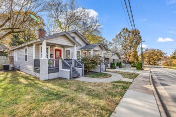 entire home bright and modern close to everything