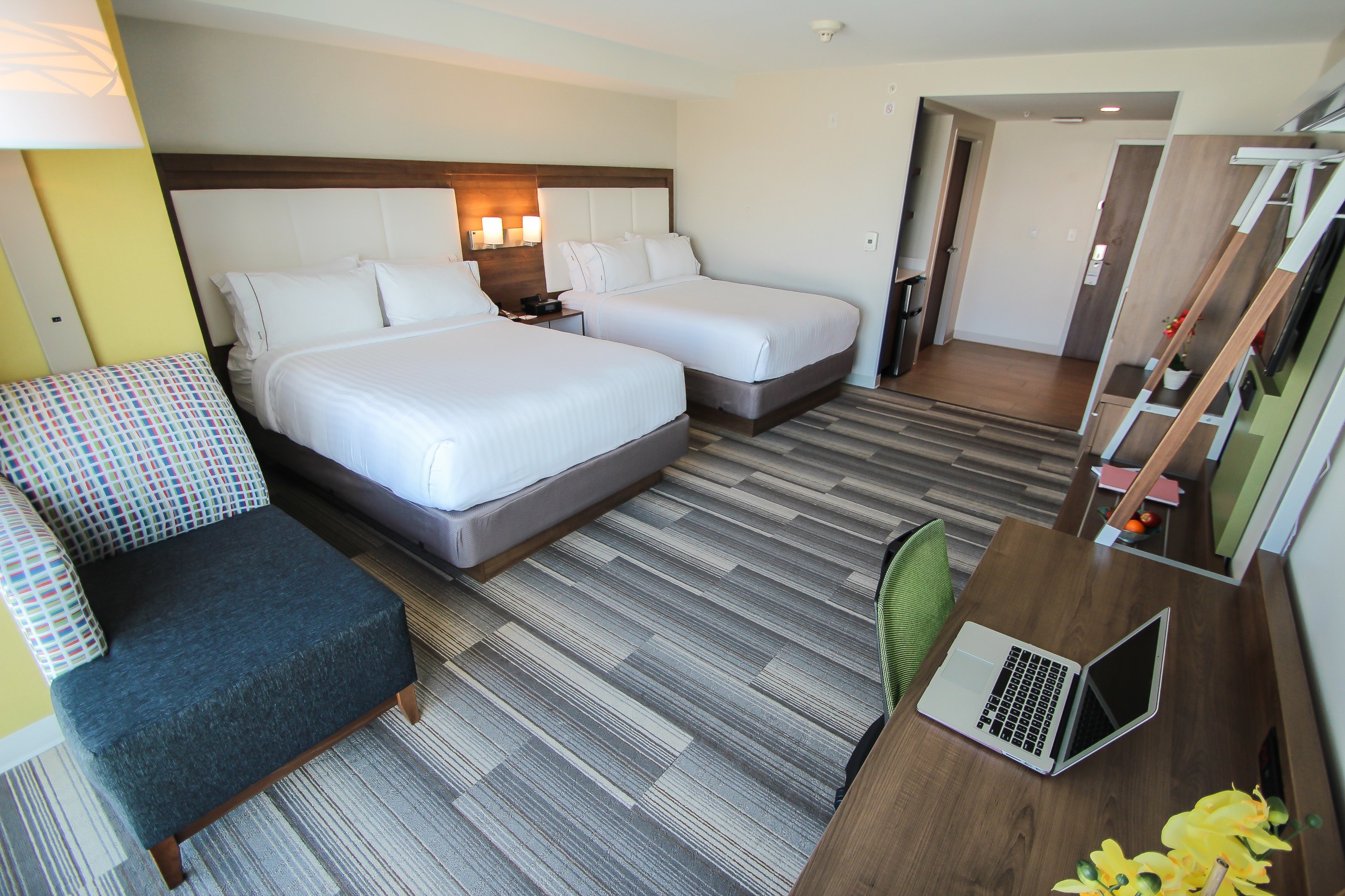 holiday inn express and suites miami airport east by ihg