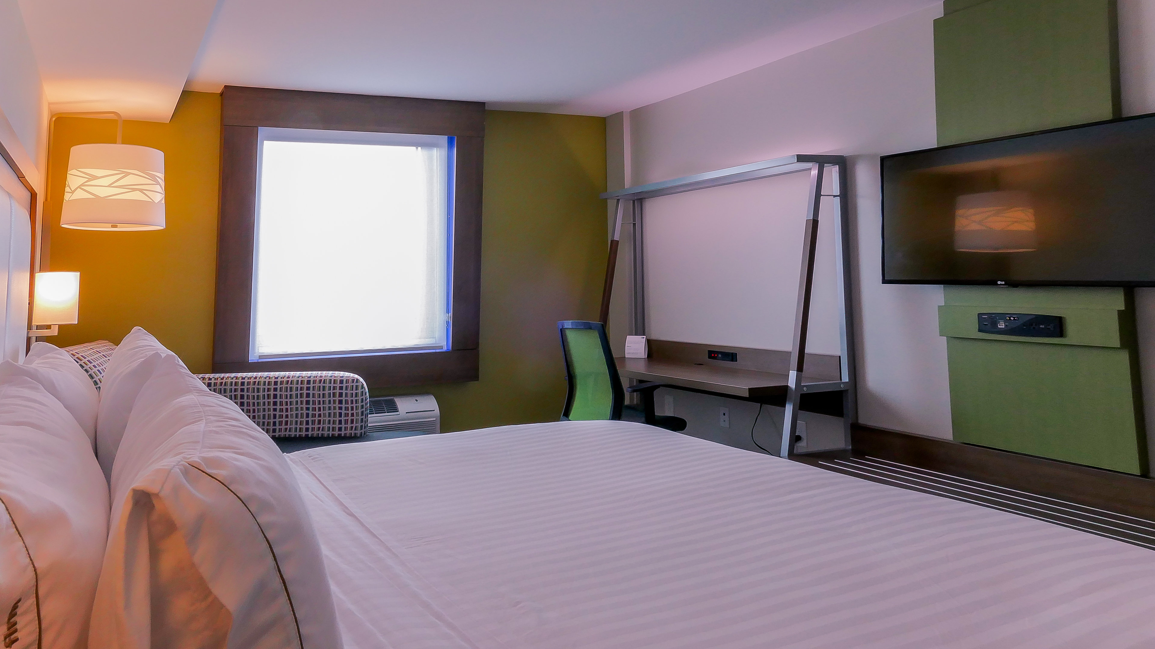 holiday inn express and suites miami airport east by ihg