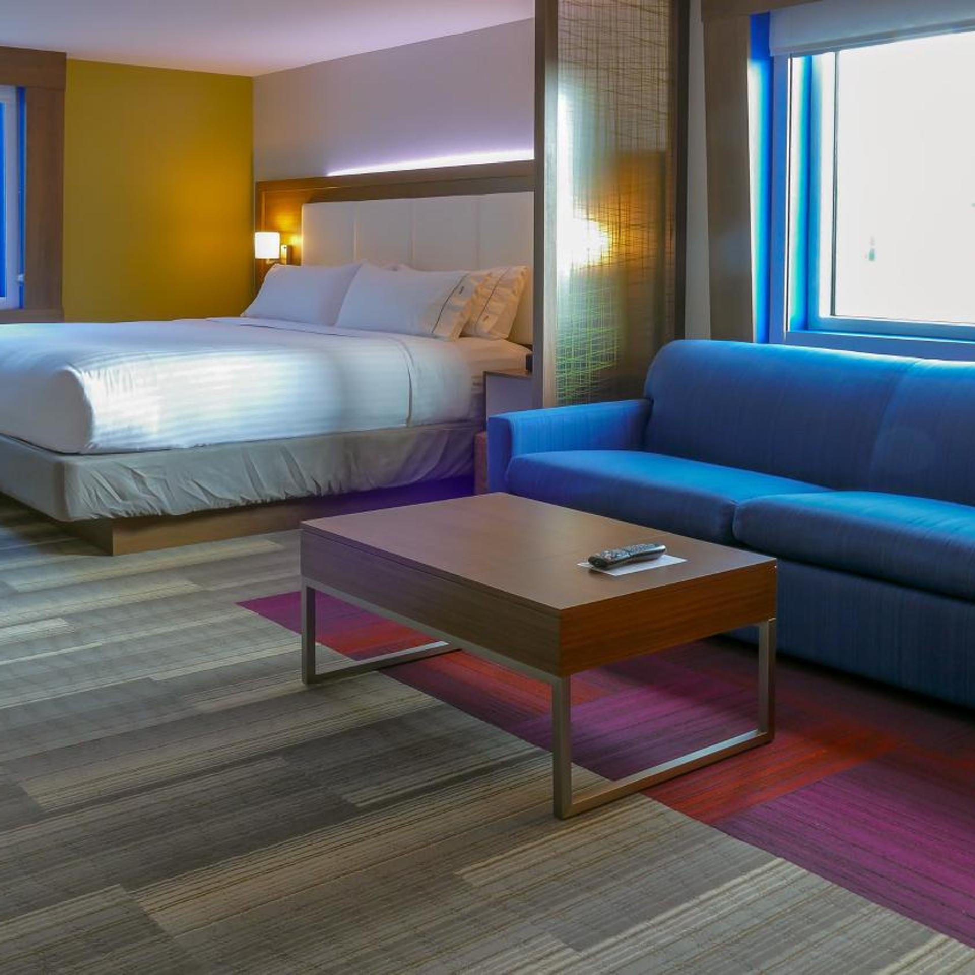 holiday inn express and suites miami airport east by ihg