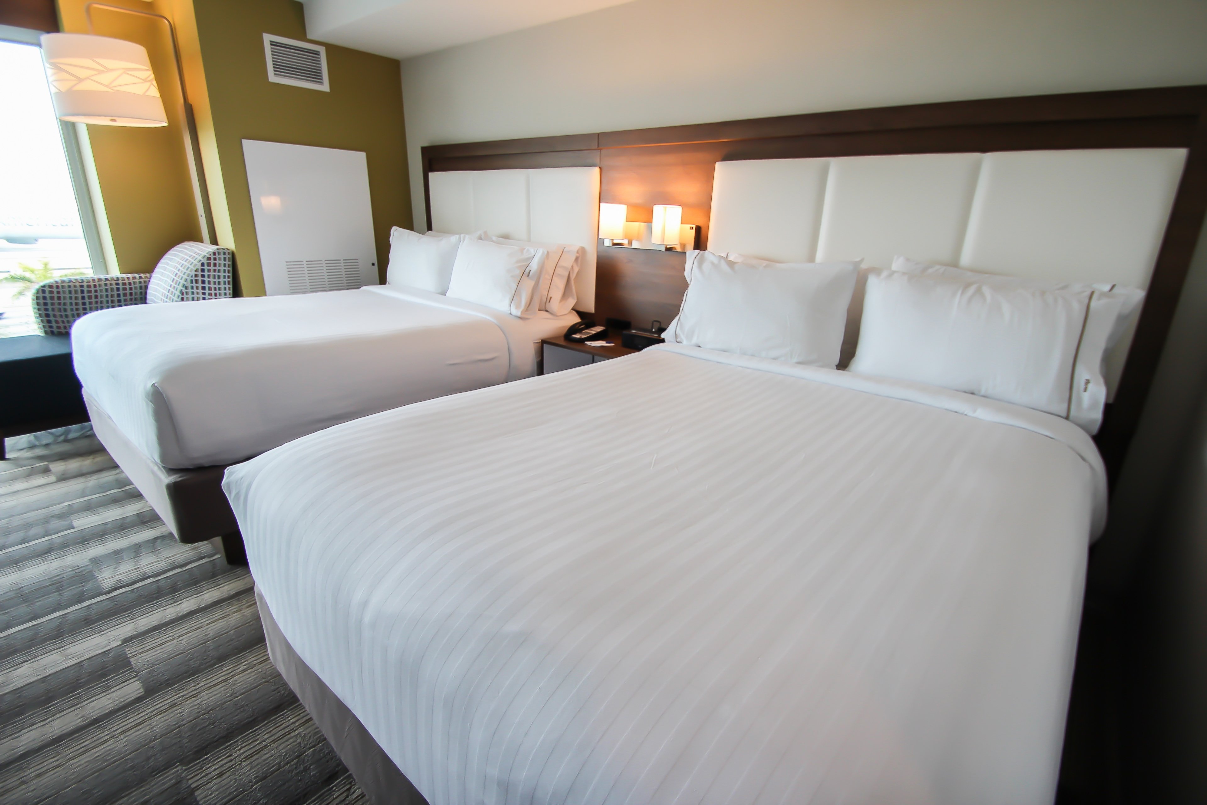 holiday inn express and suites miami airport east by ihg