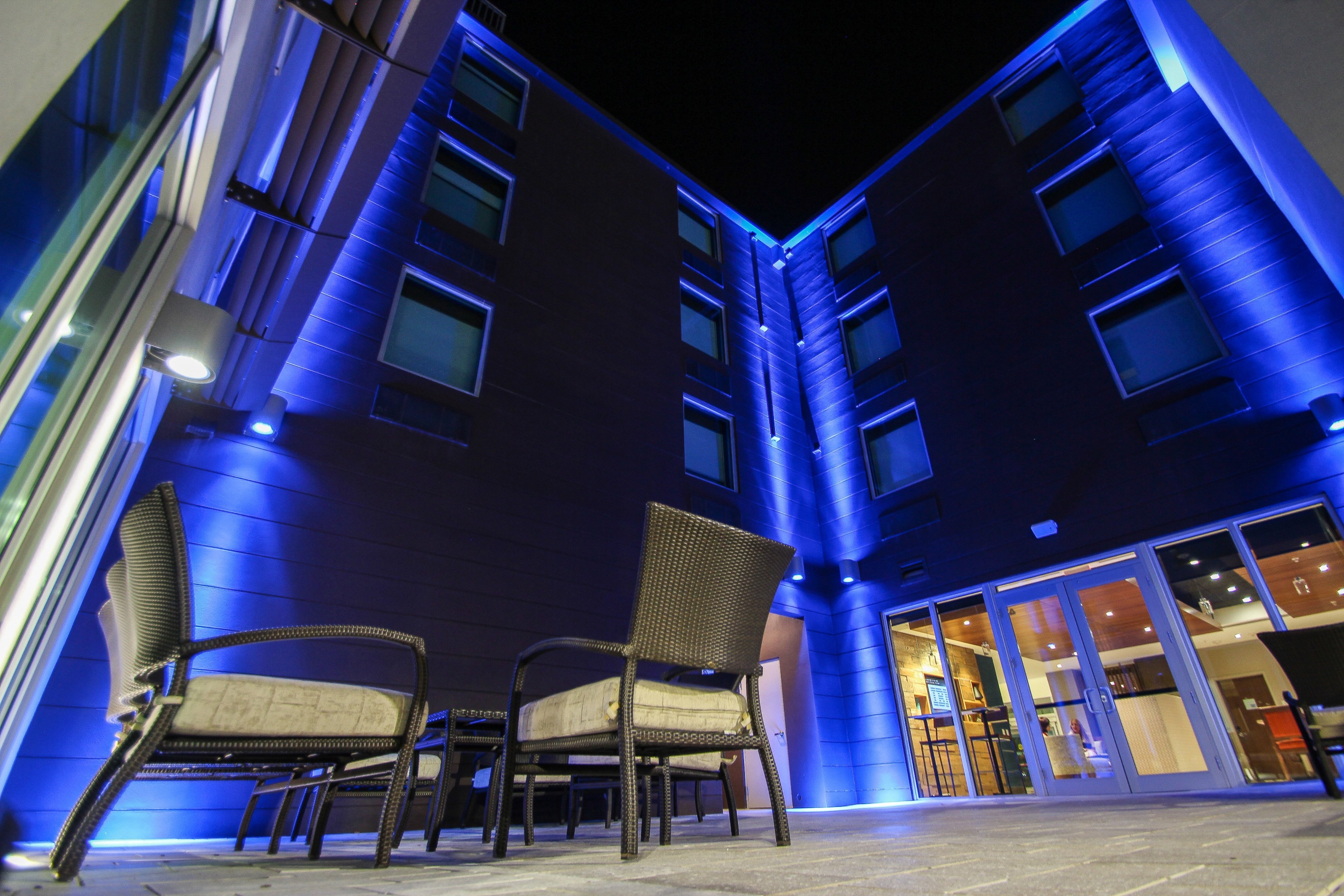 holiday inn express and suites miami airport east by ihg