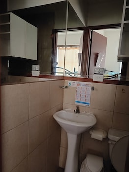 hostal urban inn