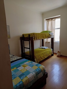 hostal urban inn
