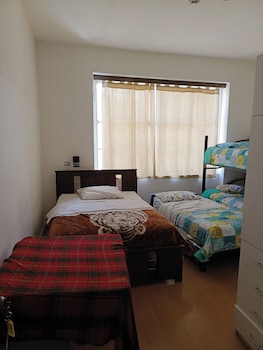 hostal urban inn