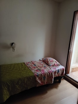 hostal urban inn