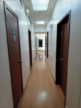 hostal urban inn