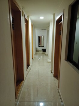 hostal urban inn