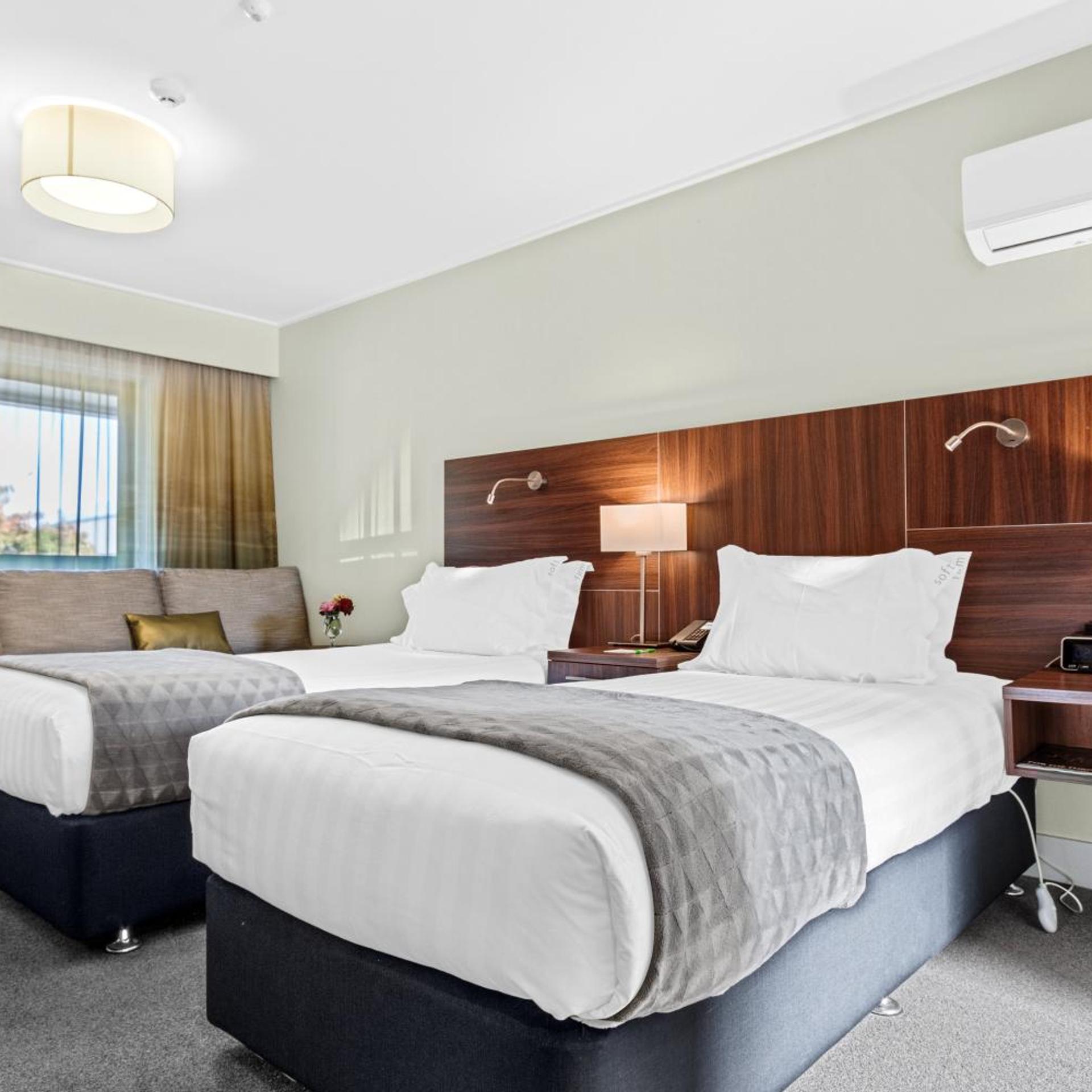 holiday inn queenstown frankton road by ihg