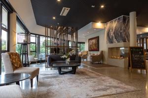holiday inn queenstown frankton road by ihg