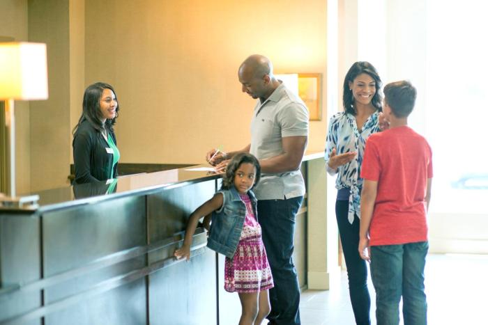holiday inn queenstown frankton road by ihg