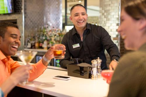 holiday inn queenstown frankton road by ihg