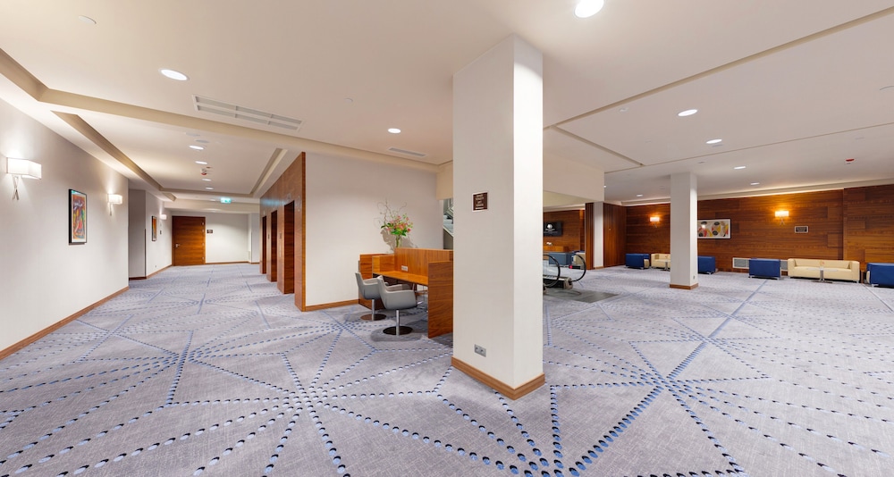 Doubletree By Hilton Krakow Hotel & Convention Center,Krakow>>Grzegorzki,4 star