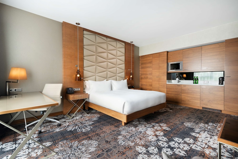 doubletree by hilton krakow hotel and convention center