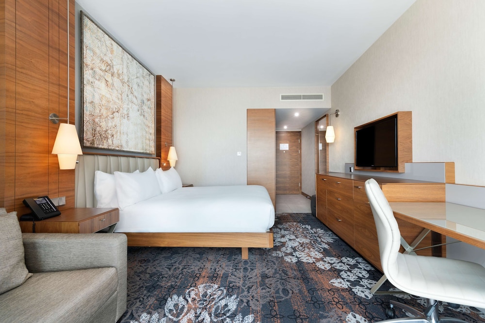 doubletree by hilton krakow hotel and convention center
