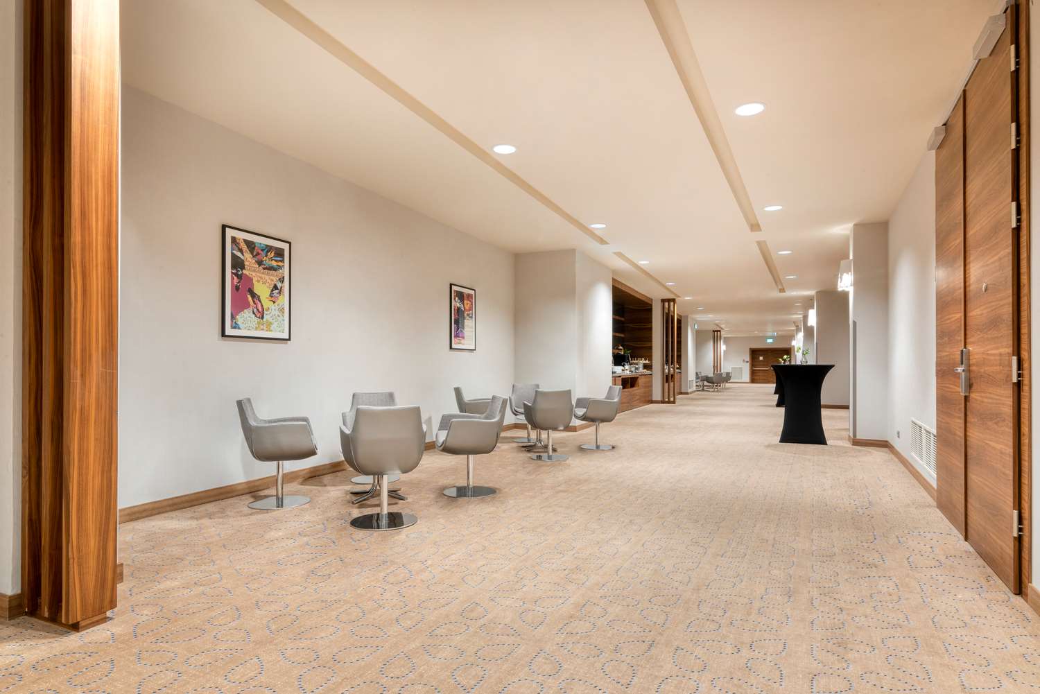 doubletree by hilton krakow hotel and convention center