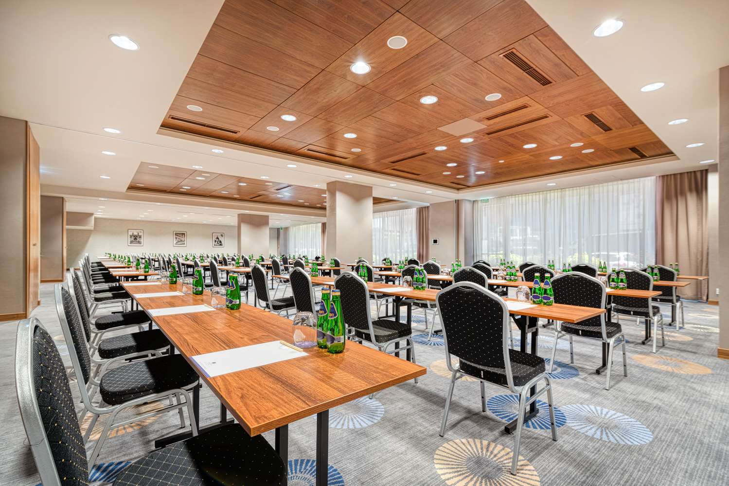 doubletree by hilton krakow hotel and convention center