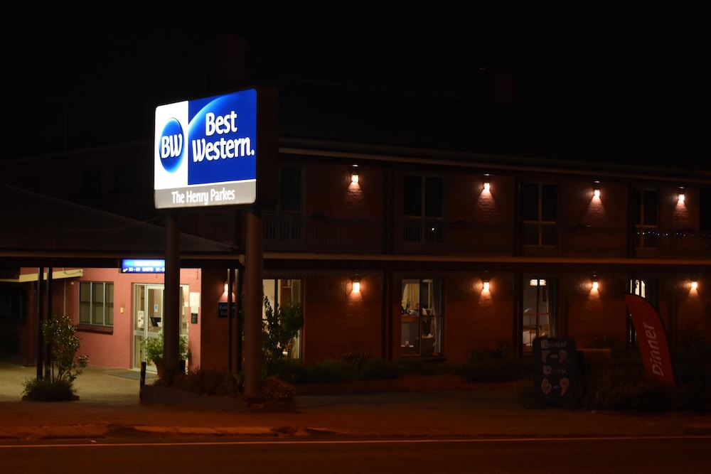 The Henry Parkes Motel Tenterfield,Stanthorpe>>New South Wales,4 star