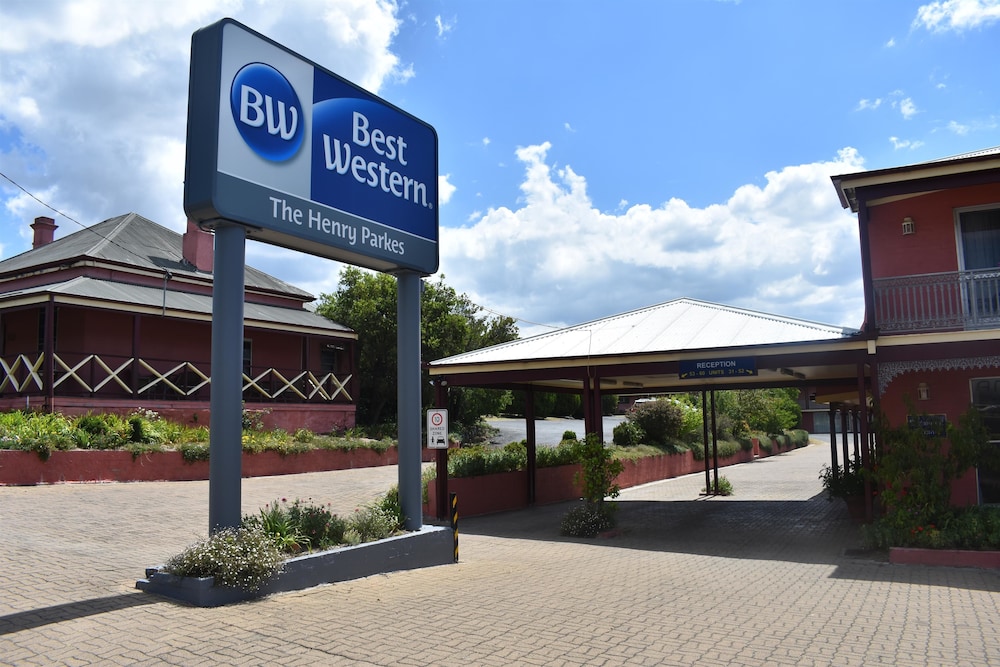 The Henry Parkes Motel Tenterfield,Stanthorpe>>New South Wales,4 star