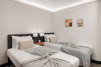 st giles hotel london