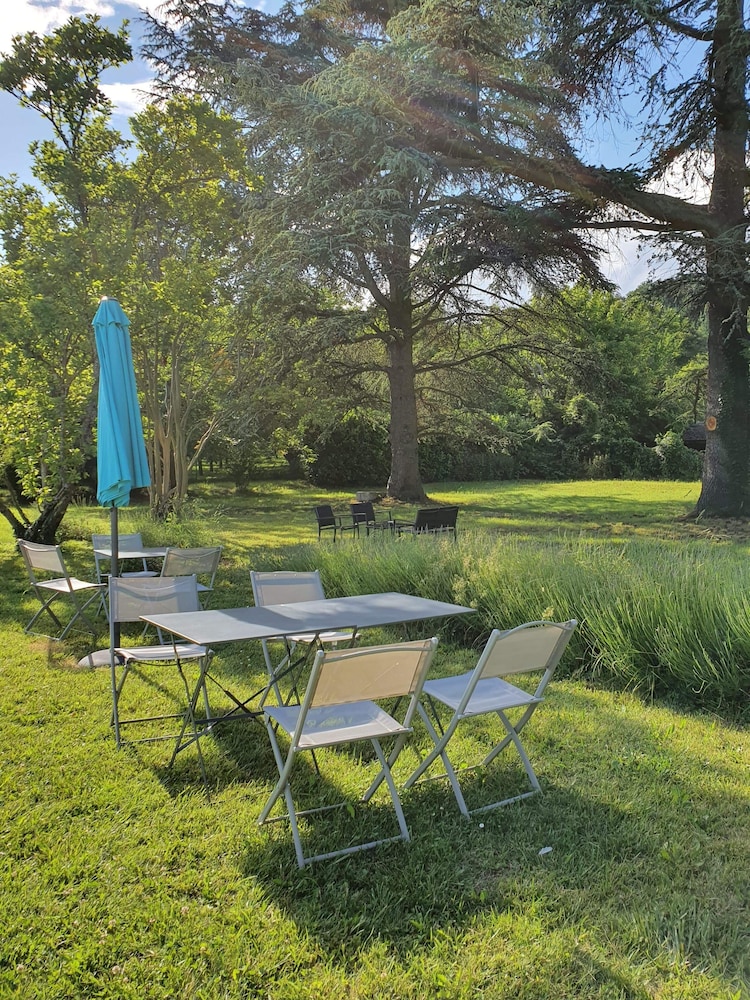 chambres d hotes le cedre bleu