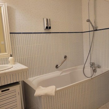 chambres d hotes le cedre bleu