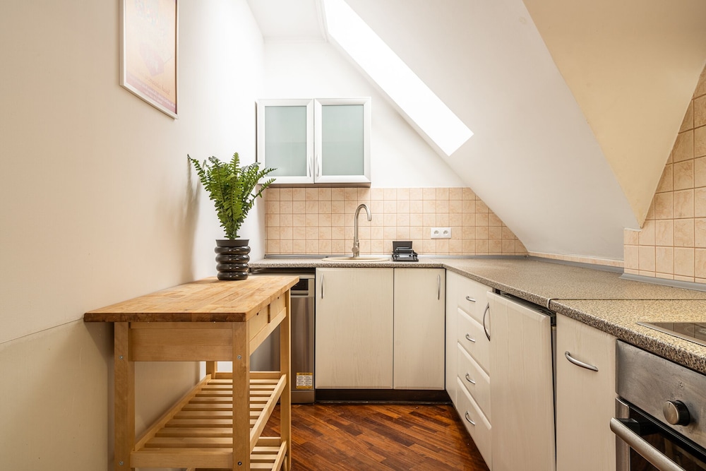 rentplanet apartament odrzanska