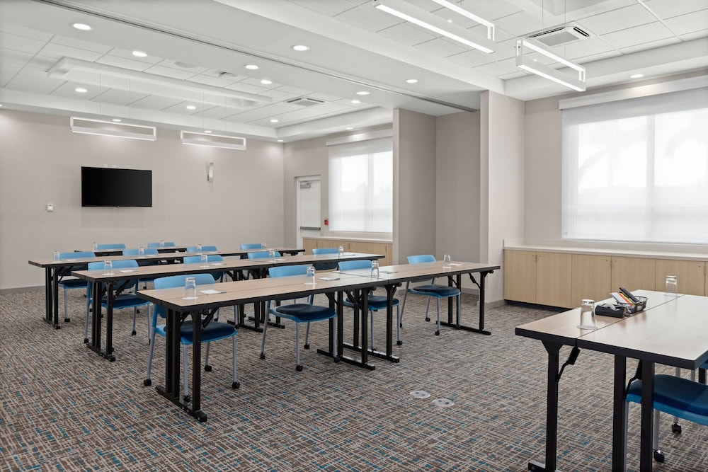 towneplace suites by marriott cape canaveral